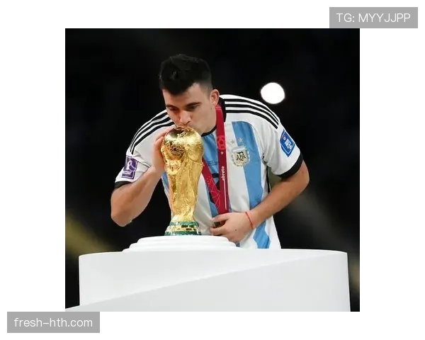 阿库尼亚凭借全能表现彰显赛场统治力