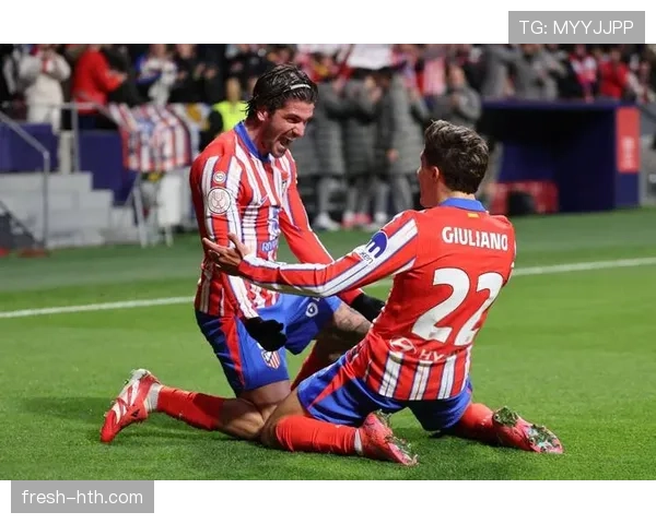 西蒙尼战术再显威力，球队在逆境中逆转胜利表现稳健