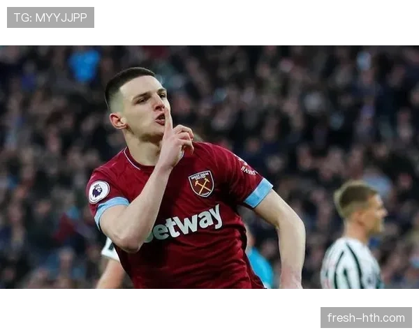 罗德里与坎特防守覆盖范围及中场屏障作用对比分析 罗德里与坎特防守覆盖范围及中场屏障作用对比分析